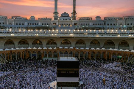 عمرة المولد النبوي 2025 مع Travia Voyages – رحلة روحانية لا تُنسى